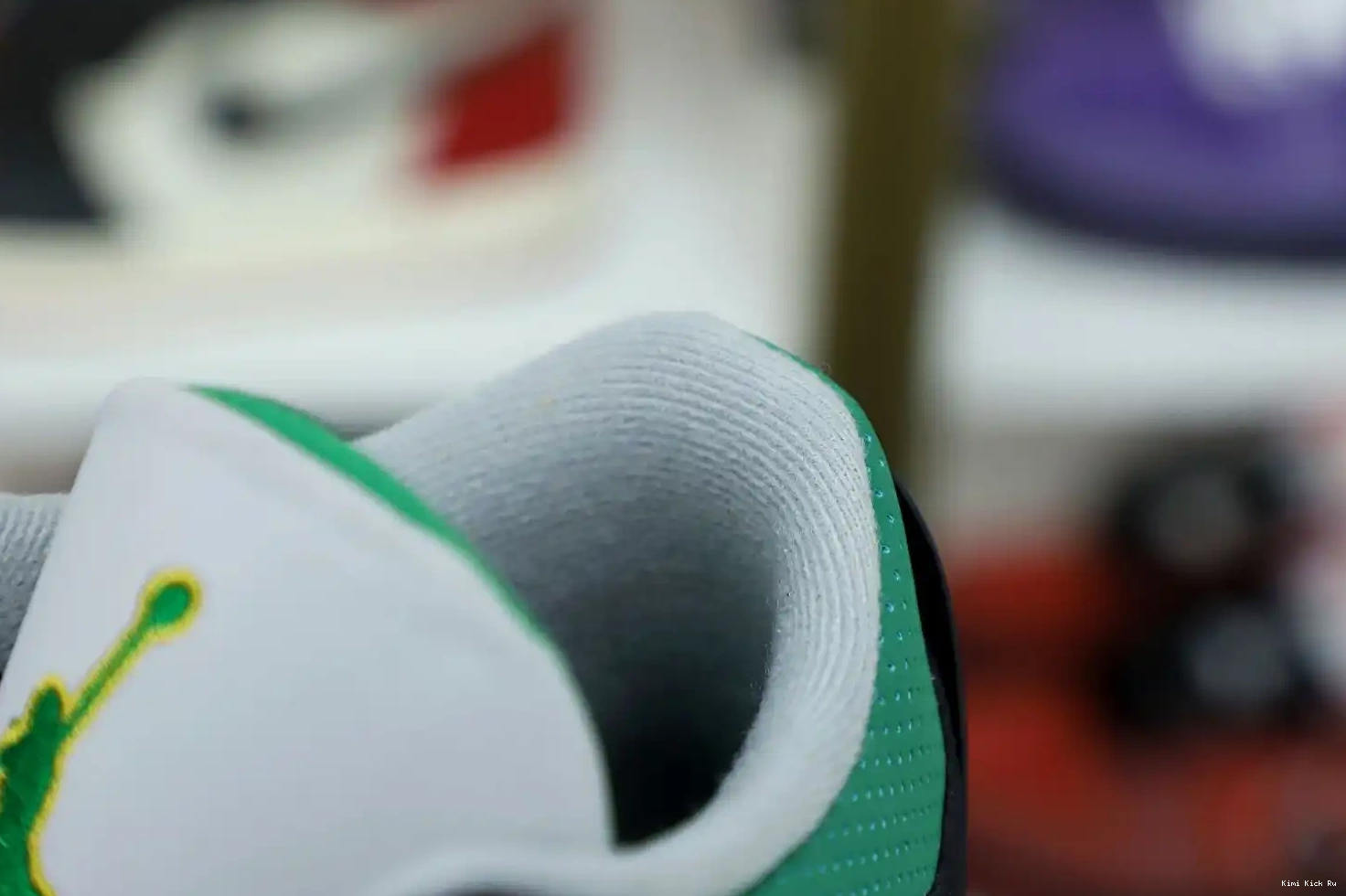 Kimikick PINE JORDAN 3 GREEN AIR 0821